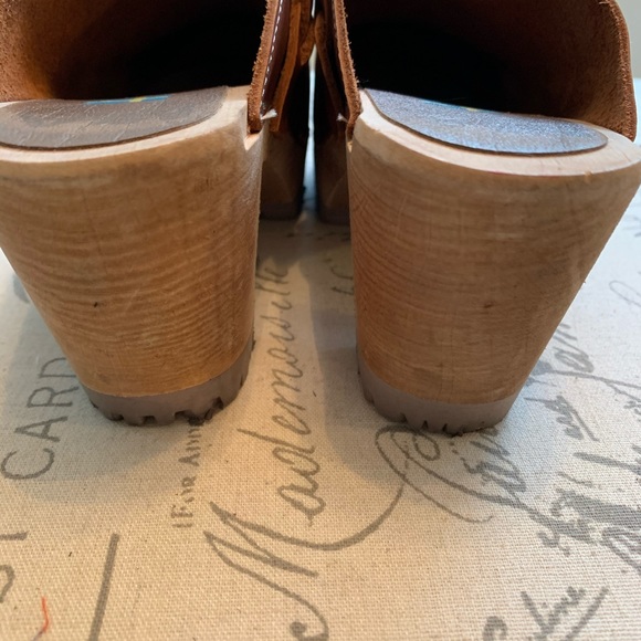 Free People x MIA Elsa Clogs - Picture 12 of 14